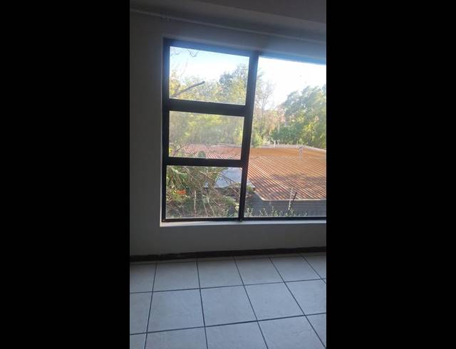 2 BEDROOM PROPERTY TO RENT IN FERNDALE